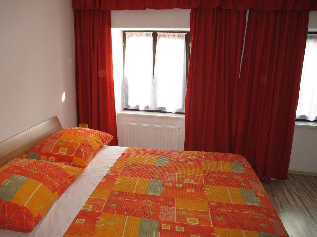 Studio Brnat Apartment Kobarid Cameră foto